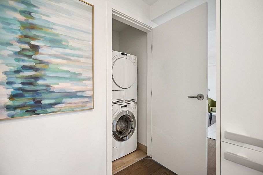 808 1480 Howe Street Vancouver, BC - 14