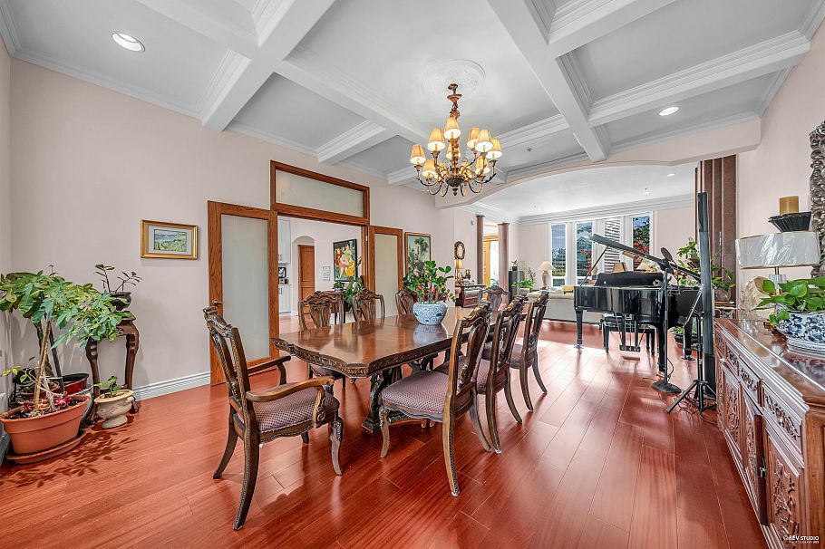 1285 W 47th Avenue Vancouver, BC - 8