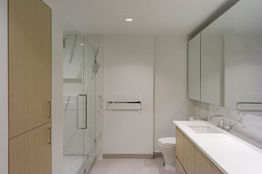 302 3636 W 39th Avenue Vancouver, BC - 9