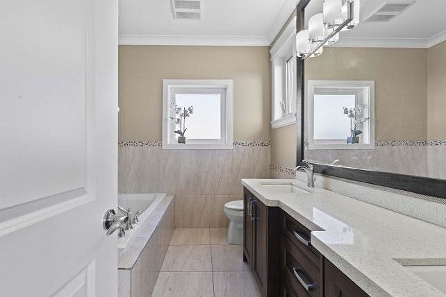 455 E 60th Avenue Vancouver, BC - 16