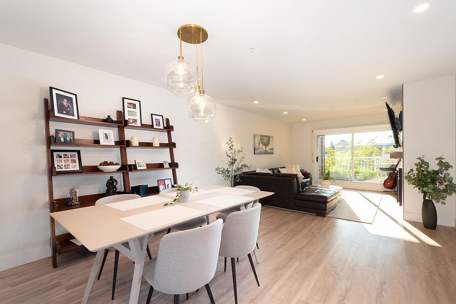 403 1050 Bowron Court North Vancouver, BC - 8