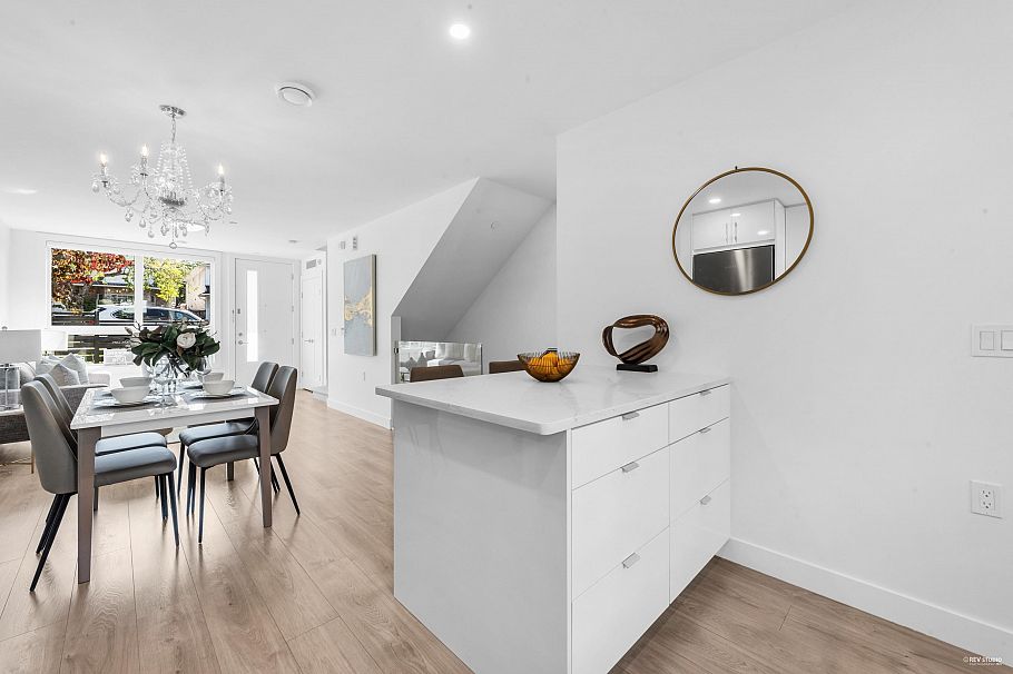 7881 French Street Vancouver, BC - 13