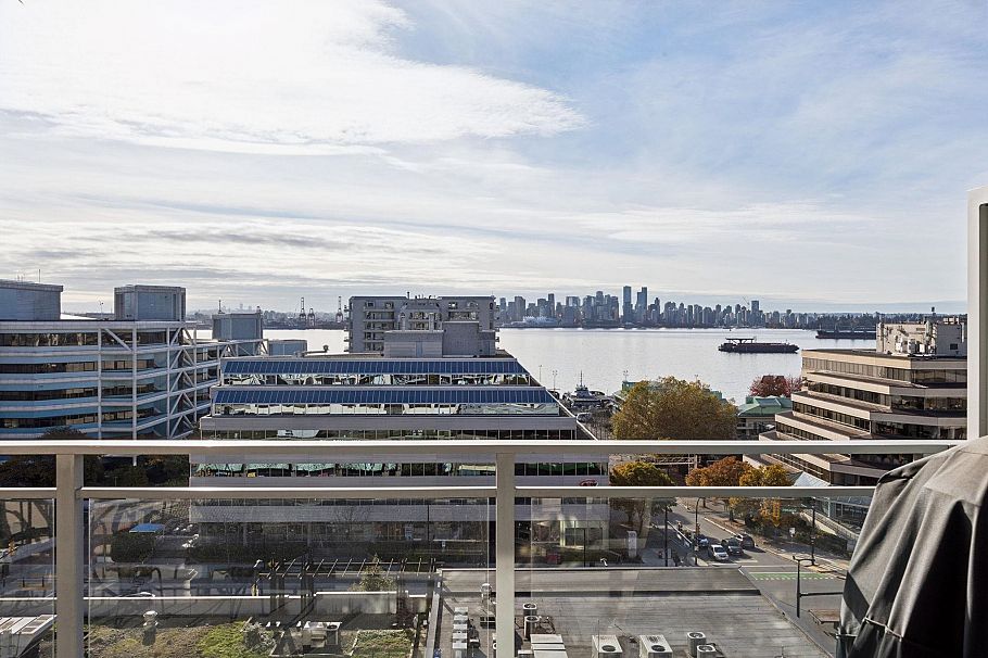 810 175 W 1st Street North Vancouver, BC - 26