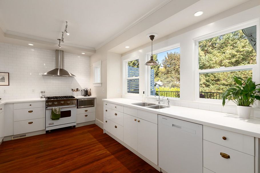 1181 E 22nd Avenue Vancouver, BC - 12