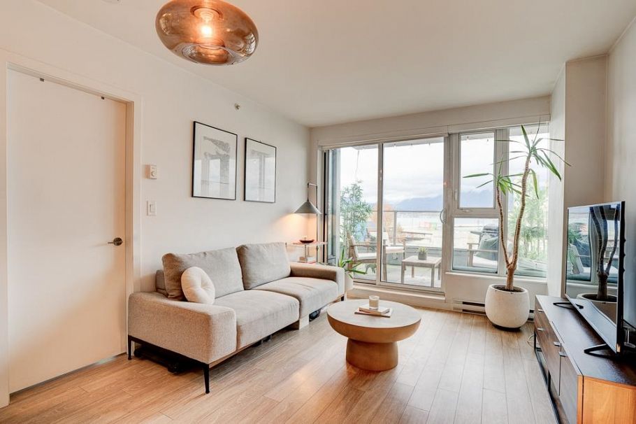 201 983 E Hastings Street Vancouver, BC - 11