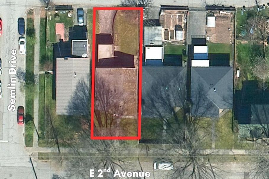 2007 E 2nd Avenue Vancouver, BC - 1