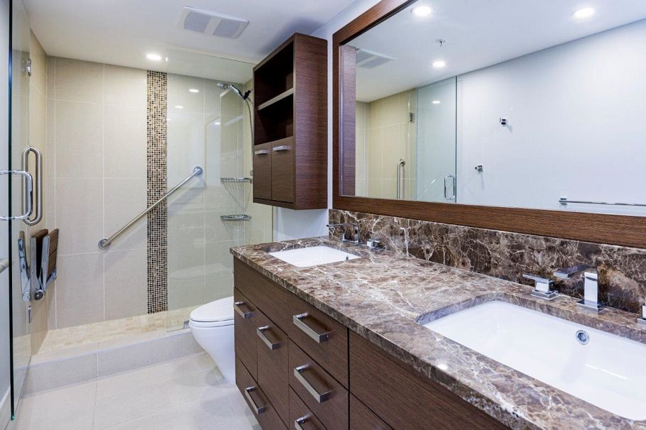 108 210 W 13th Street North Vancouver, BC - 26