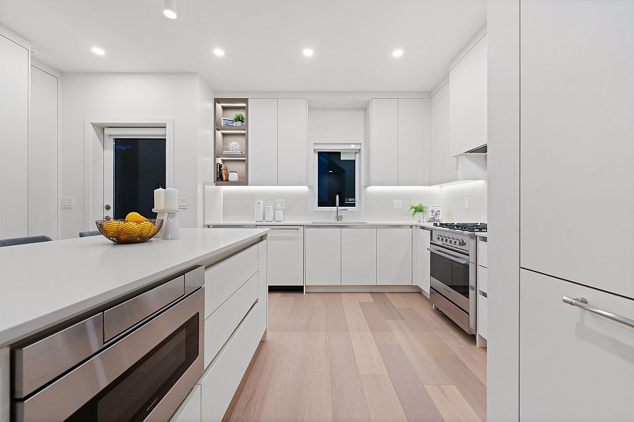 1 1632 E 21st Avenue Vancouver, BC - 6