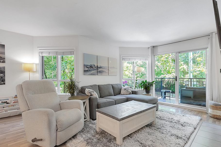 214 555 W 14th Avenue Vancouver, BC - 3