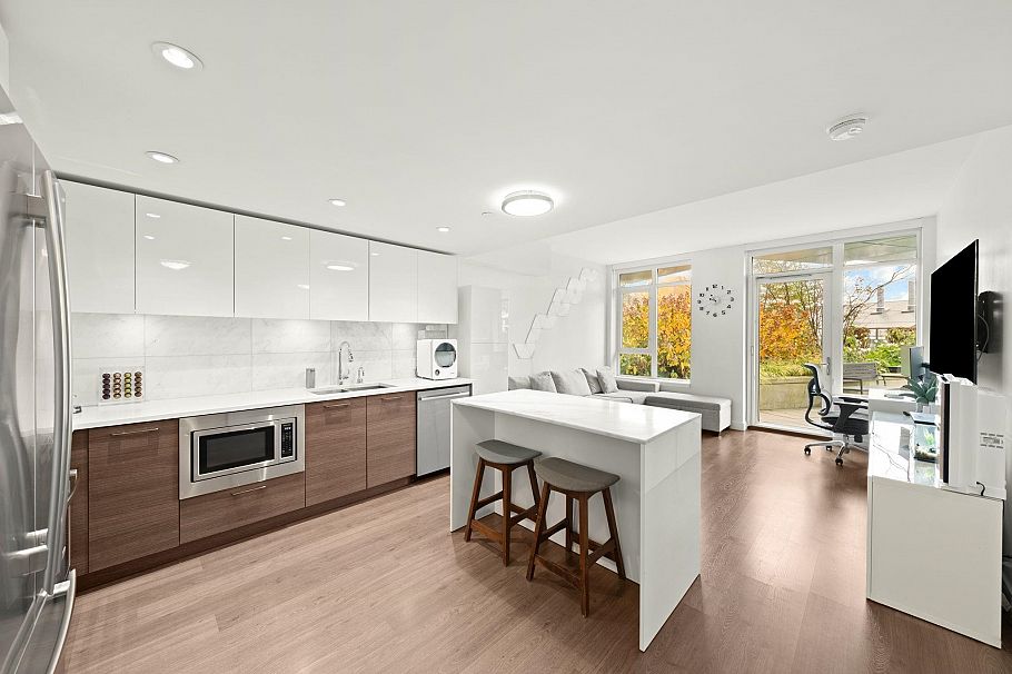 209 3557 Sawmill Crescent Vancouver, BC - 6