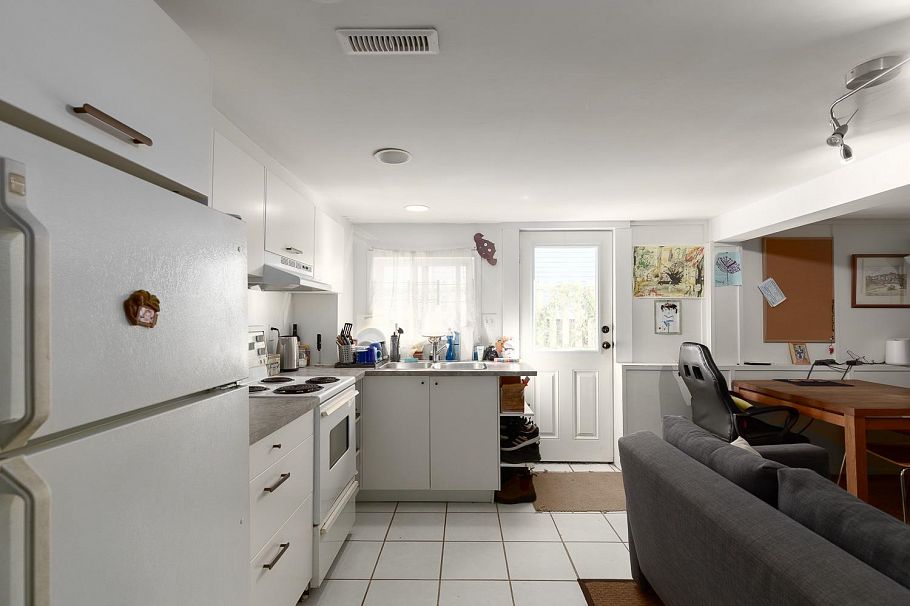 1181 E 22nd Avenue Vancouver, BC - 31