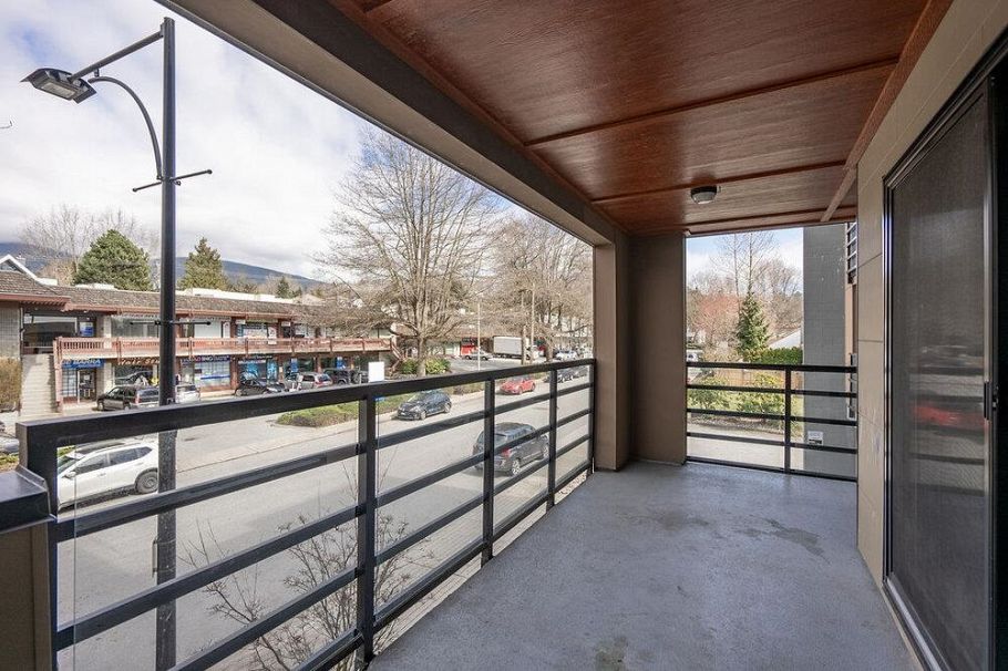 202 857 W 15th Street North Vancouver, BC - 13