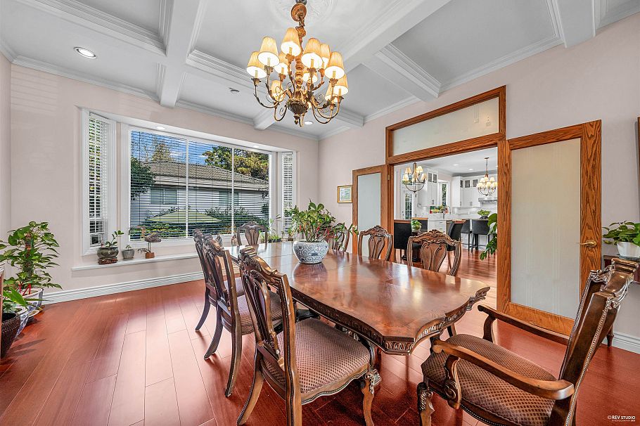 1285 W 47th Avenue Vancouver, BC - 9