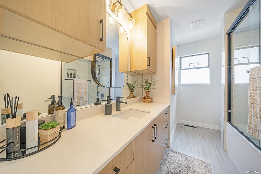 2131 Fraserview Drive Vancouver, BC - 30