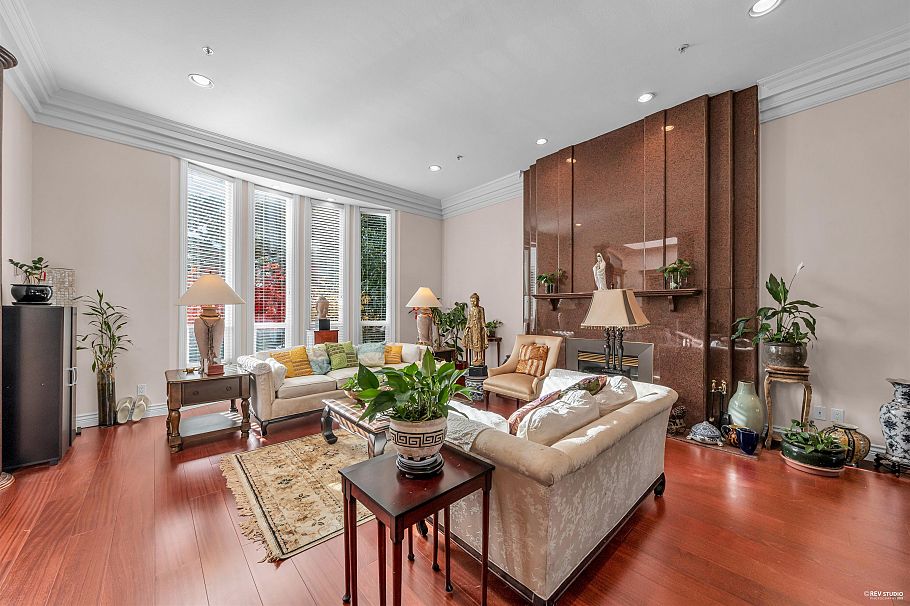 1285 W 47th Avenue Vancouver, BC - 12