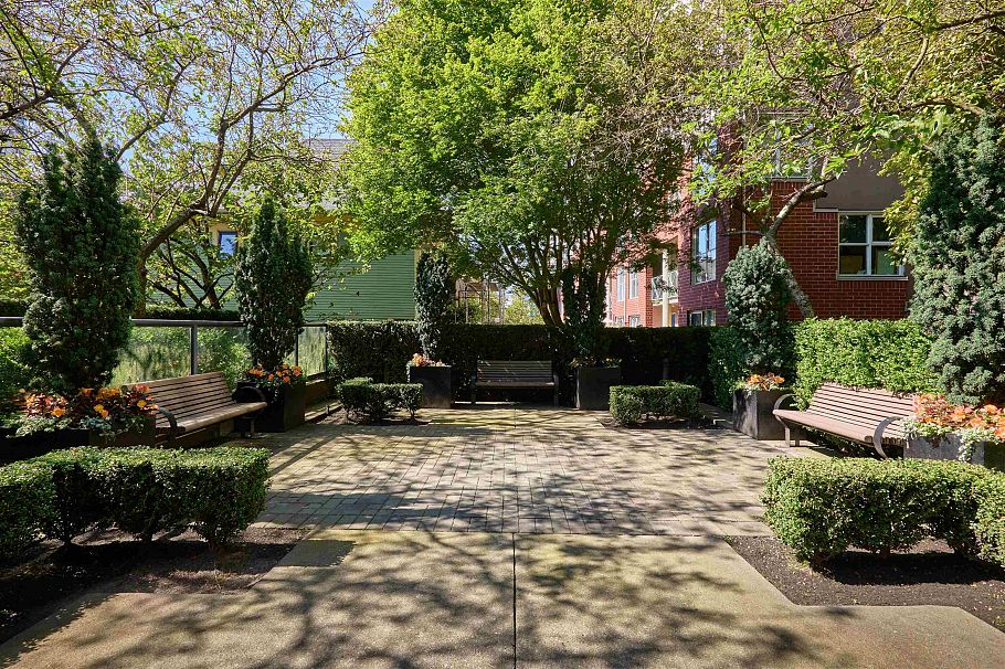 1601 1003 Pacific Street Vancouver, BC - 24