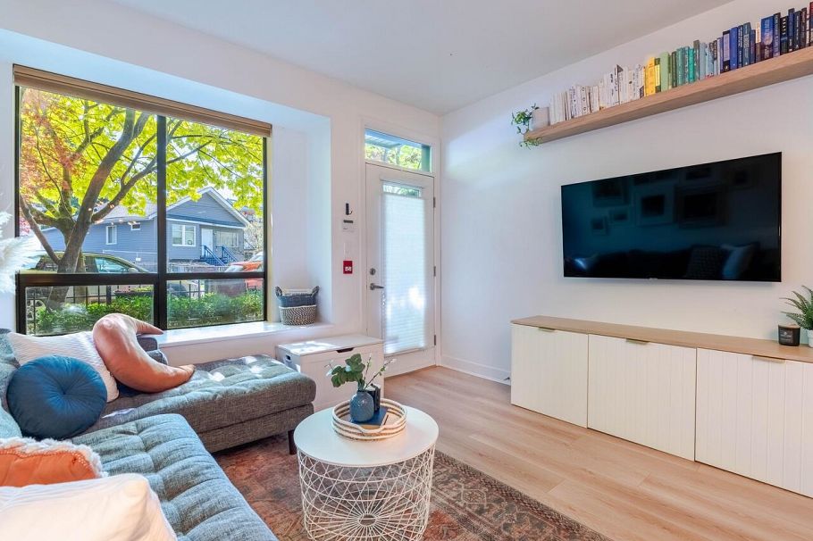 1871 Stainsbury Avenue Vancouver, BC - 5