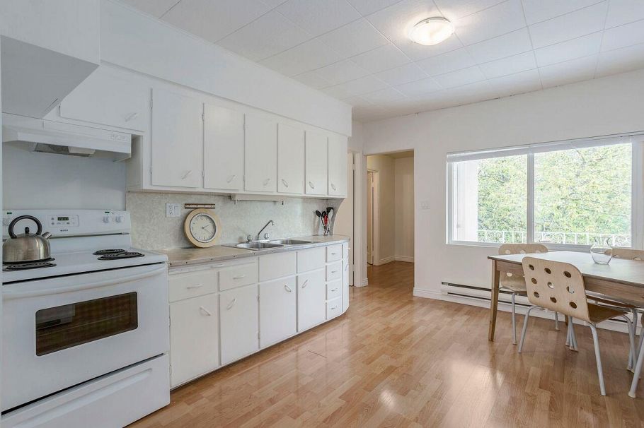 1605 E 8th Avenue Vancouver, BC - 3