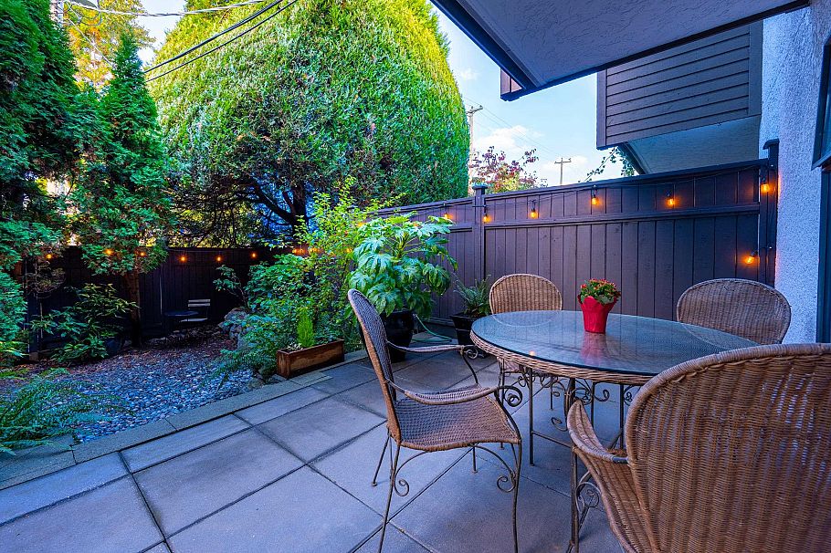 117 265 E 15th Avenue Vancouver, BC - 15