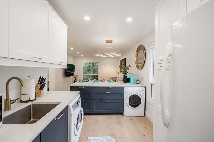 1620 Mclean Drive Vancouver, BC - 2