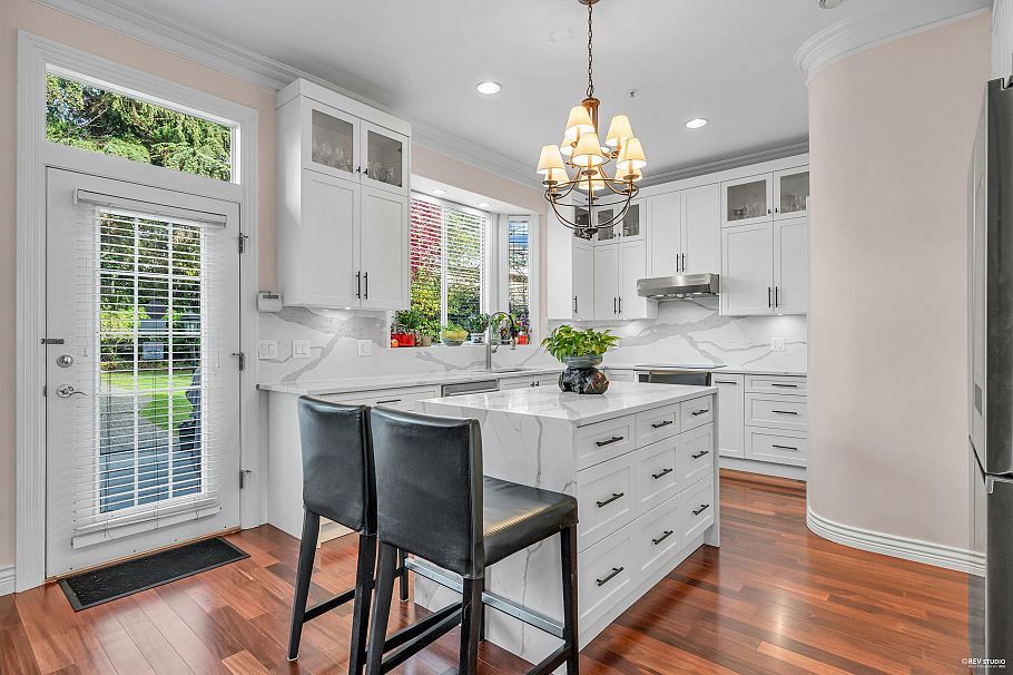 1285 W 47th Avenue Vancouver, BC - 16