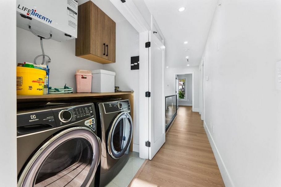 1766 E 64th Avenue Vancouver, BC - 25