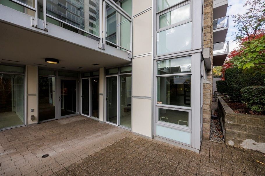 108 210 W 13th Street North Vancouver, BC - 39