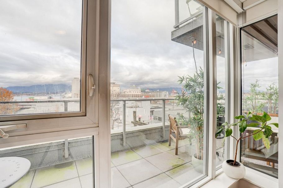 201 983 E Hastings Street Vancouver, BC - 20