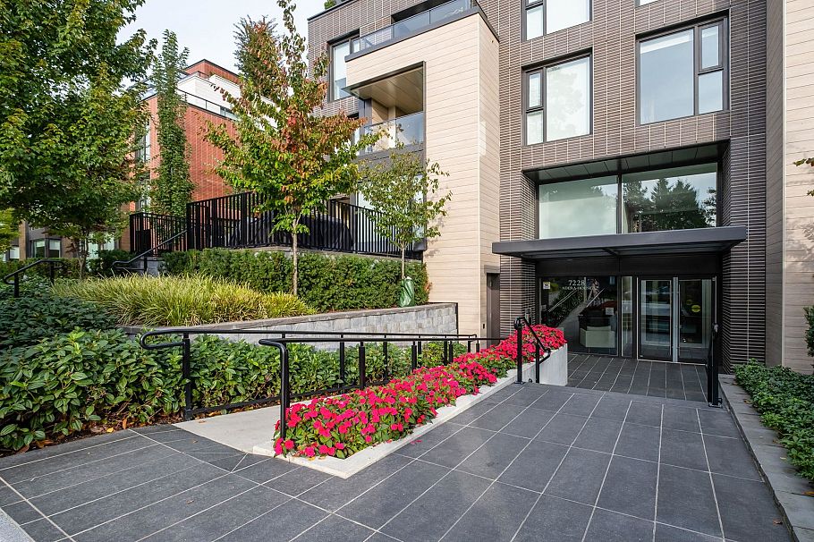611 7228 Adera Street Vancouver, BC - 1