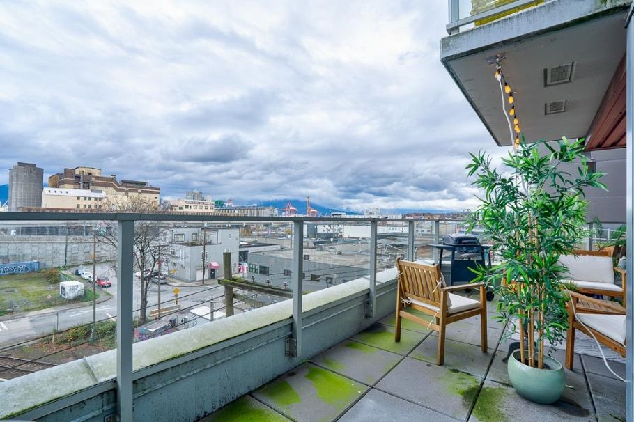 201 983 E Hastings Street Vancouver, BC - 26