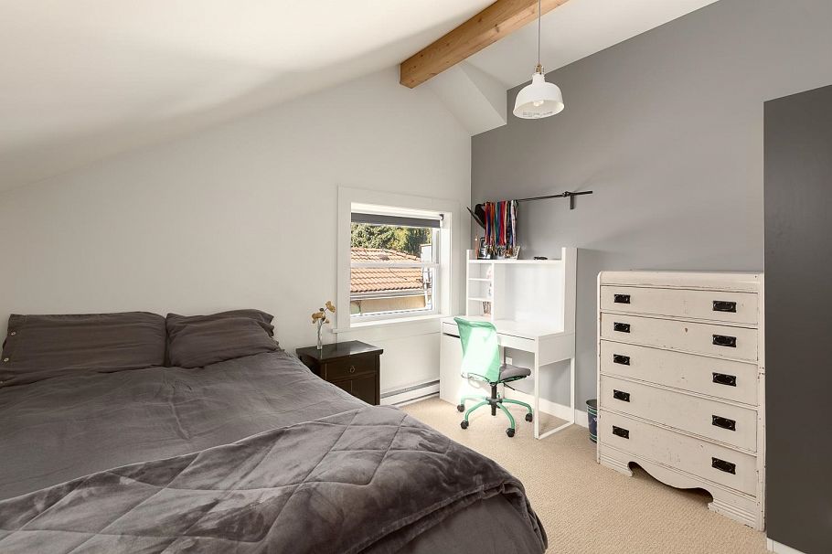 1181 E 22nd Avenue Vancouver, BC - 25