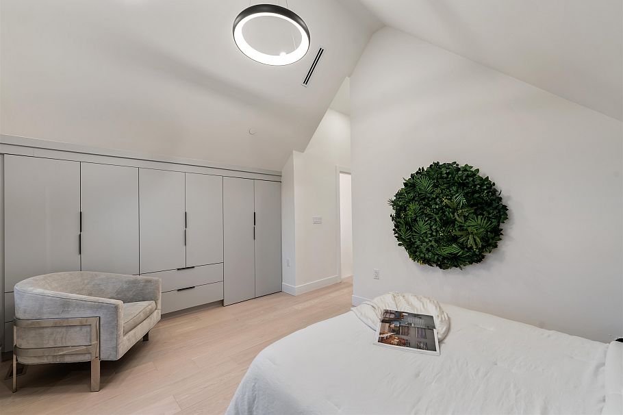 1 1259 Renfrew Street Vancouver, BC - 14