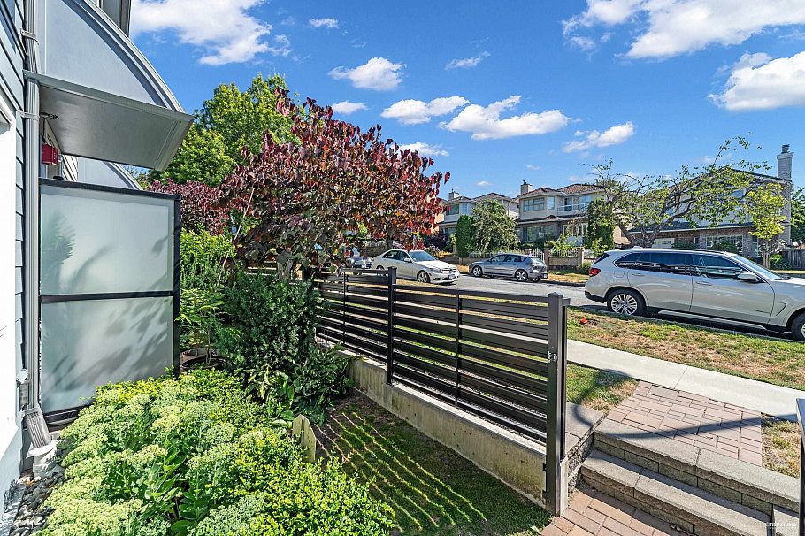 7881 French Street Vancouver, BC - 33