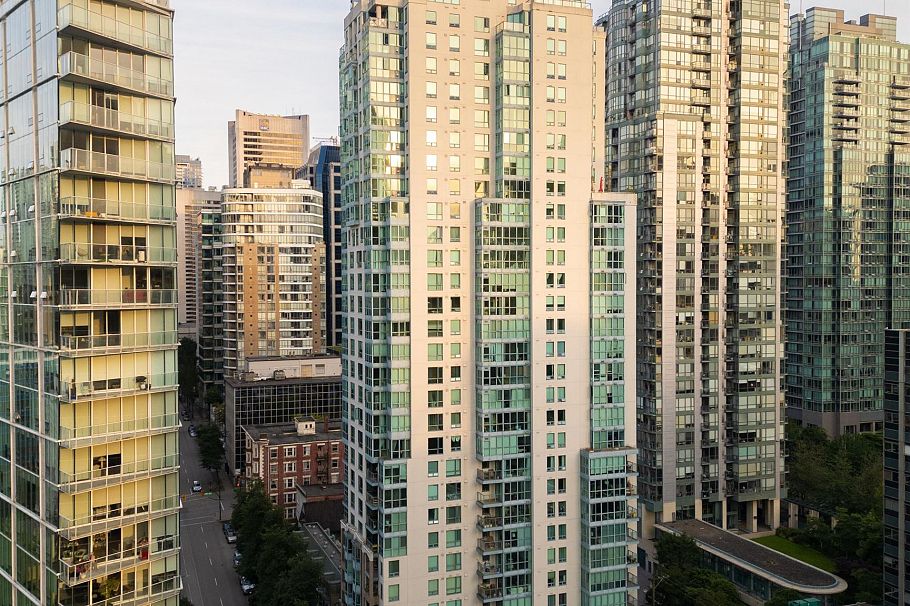 806 1238 Melville Street Vancouver, BC - 17