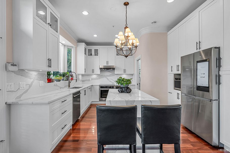 1285 W 47th Avenue Vancouver, BC - 18