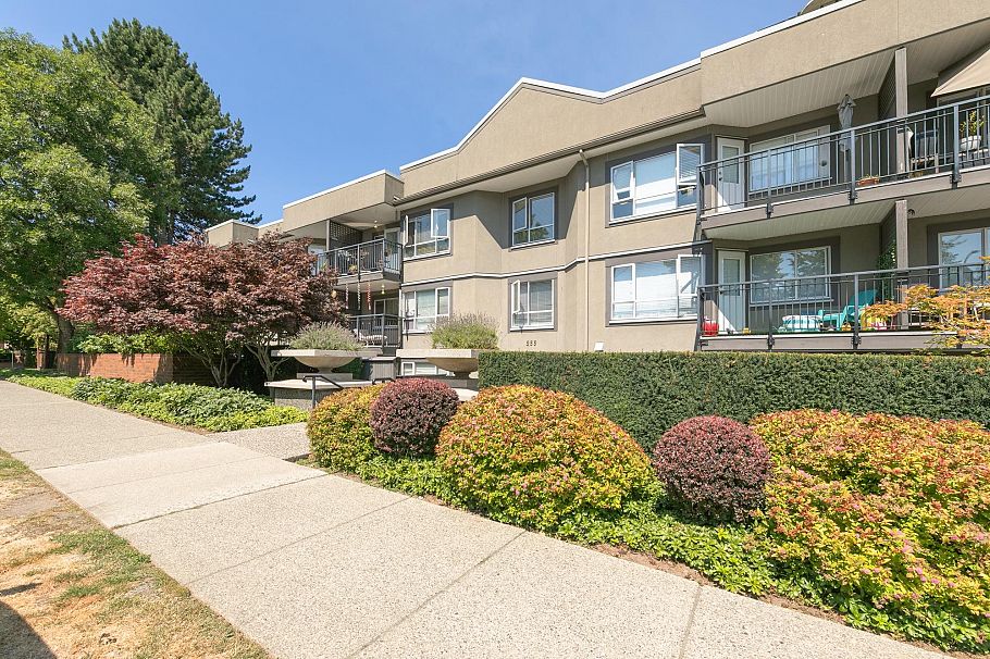 214 555 W 14th Avenue Vancouver, BC - 25