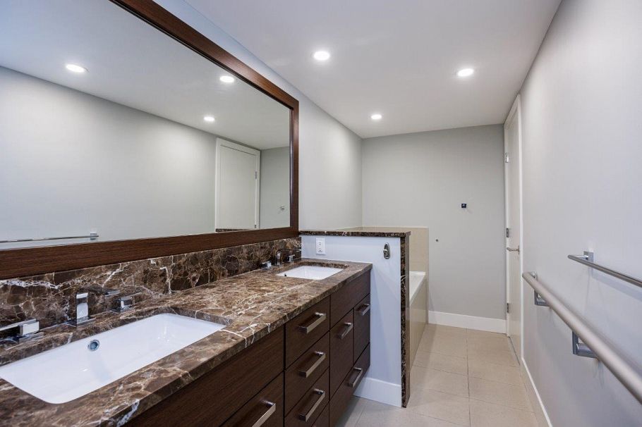 108 210 W 13th Street North Vancouver, BC - 27