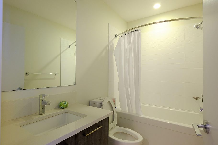 309 5981 Gray Avenue Vancouver, BC - 10