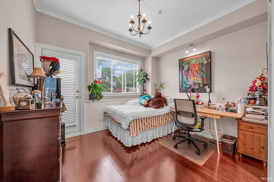 1285 W 47th Avenue Vancouver, BC - 30