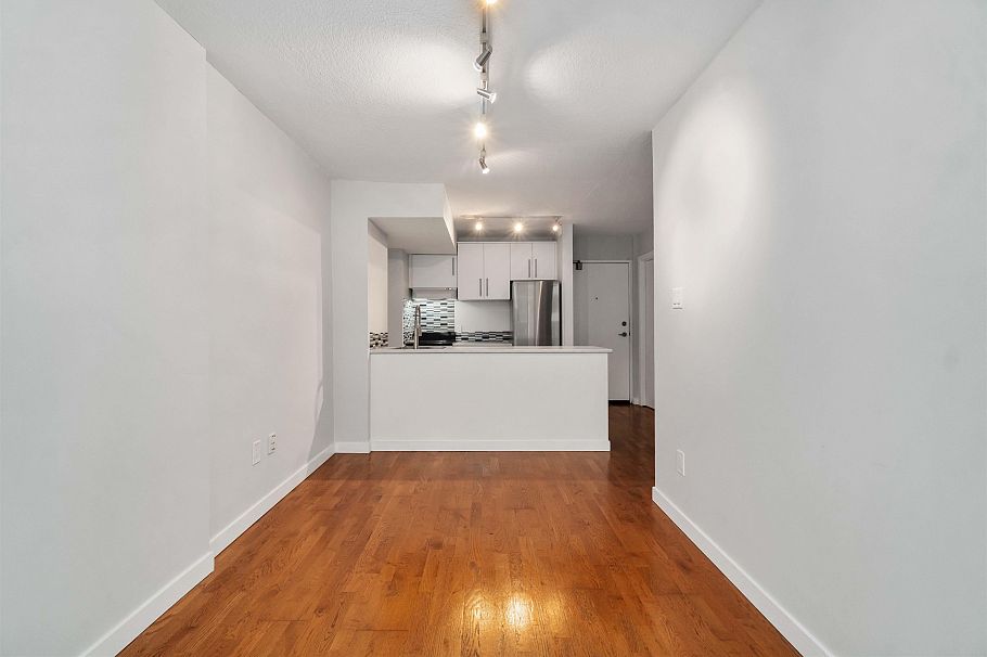 808 1333 Hornby Street Vancouver, BC - 14