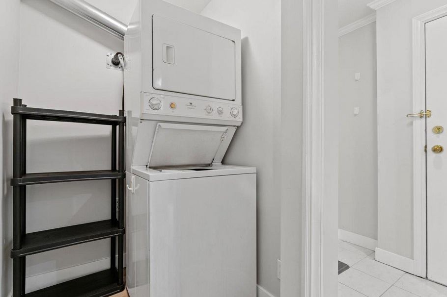 205 3638 W Broadway Vancouver, BC - 18