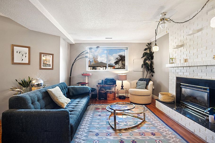 2790 Napier Street Vancouver, BC - 25