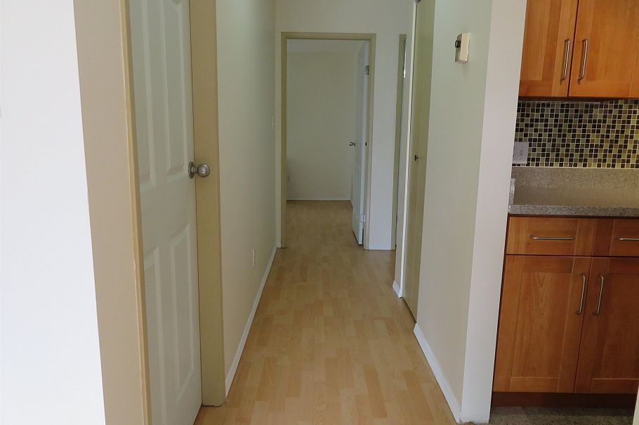 304 4950 Joyce Street Vancouver, BC - 4