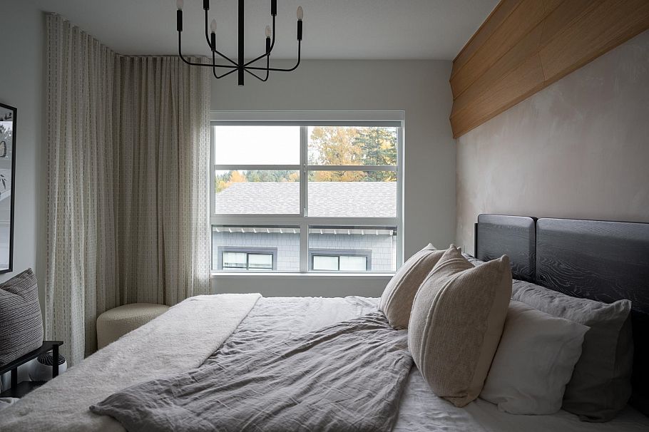 216 2045 Heritage Park Lane North Vancouver, BC - 13