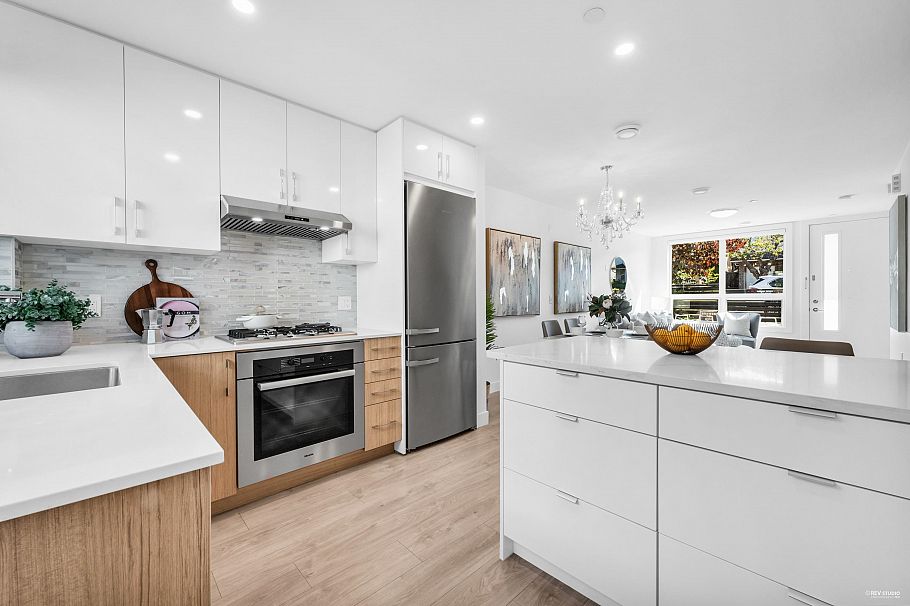 7881 French Street Vancouver, BC - 12