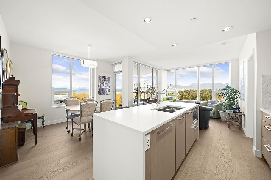 1404 5410 Shortcut Road Vancouver, BC - 1