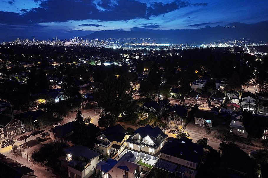 1 1632 E 21st Avenue Vancouver, BC - 30