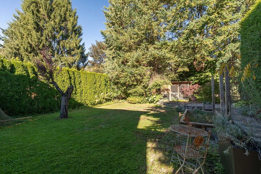 1181 E 22nd Avenue Vancouver, BC - 36