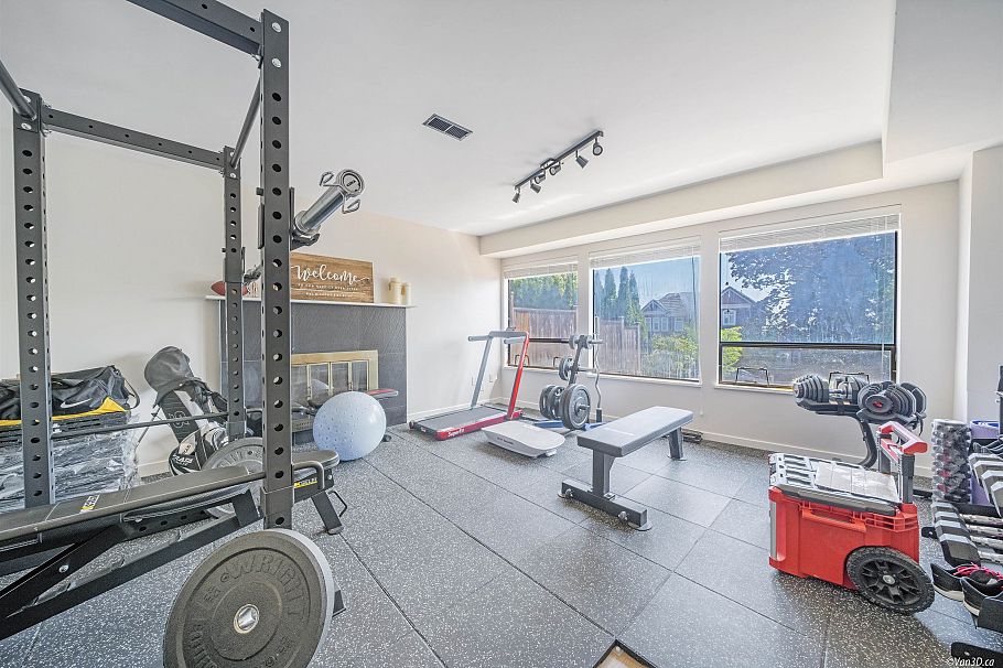 2131 Fraserview Drive Vancouver, BC - 17