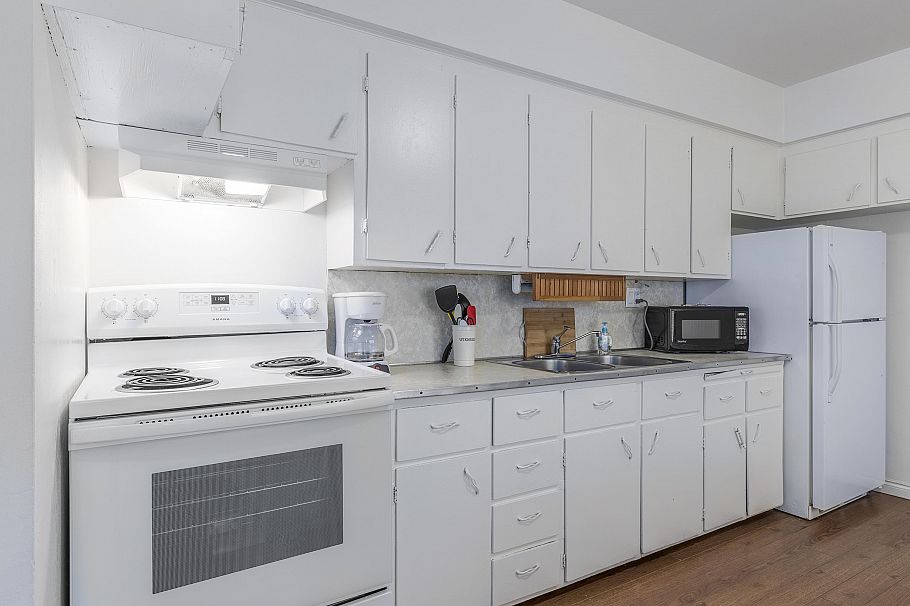 1605 E 8th Avenue Vancouver, BC - 7